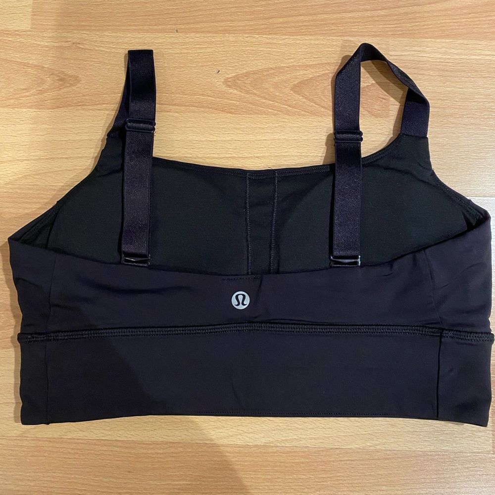 LuLuLemon sports bra.
